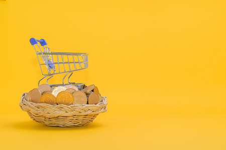 save money, invest in stocks, financial growth, incomeの写真素材