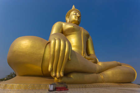 Big Budha Statue Wat Muang Temple Thailand And Blue Skyの写真素材
