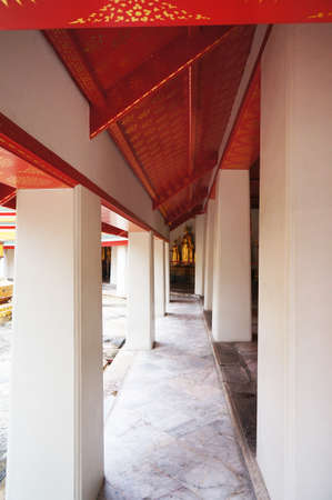 Golden Buddha at Wat pho Bagkok Thailandのeditorial素材