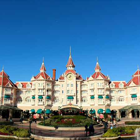 FRANCE - NOVEMBER 22, 2015: Disneyland amusement park entrance in Paris, France. Disneyland is the first entertainment group in the world in 2012.のeditorial素材
