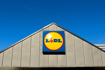 FRANCE - September 5, 2015: Logo of the Lidl brand. Lidl is a hard-discount business.のeditorial素材