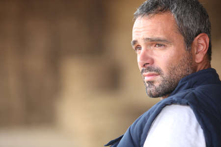 Farmer in barnの写真素材