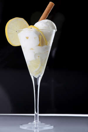 Lemon sorbet in cocktail glassの写真素材