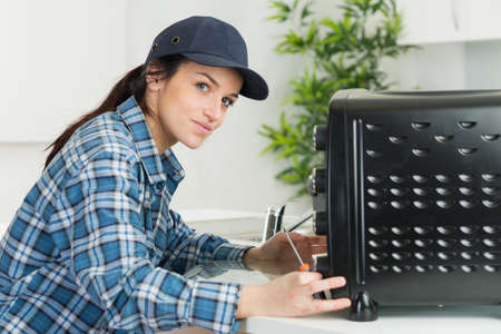 defective portable ovenの写真素材