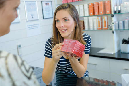 suggesting a productの写真素材