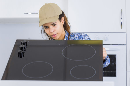 checking the hobの写真素材