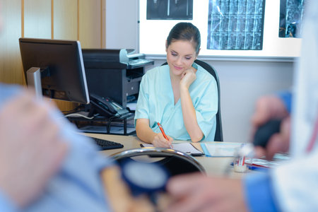 medical transcriptionist in the clinic