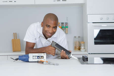 glue application on the hobの写真素材