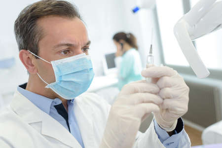 preparing the anesthesiaの写真素材