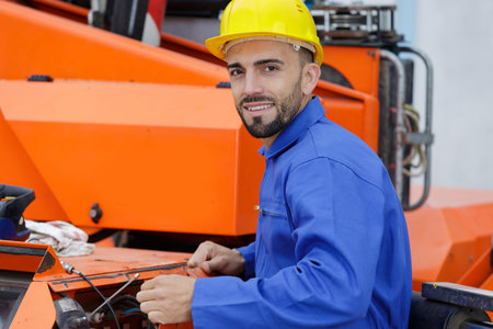 techniker  automotive  robotik