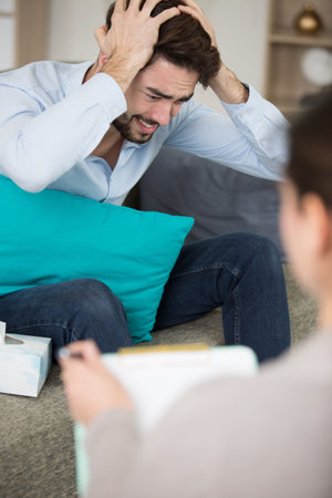 a doctor visits his patientの写真素材
