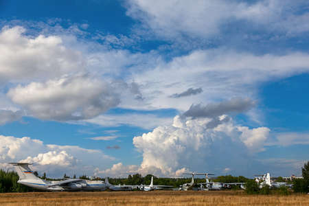 ZHUKOVSKY, MOSCOW REGION, RUSSIA -  OBORONEKSPO-2014: airfieldのeditorial素材