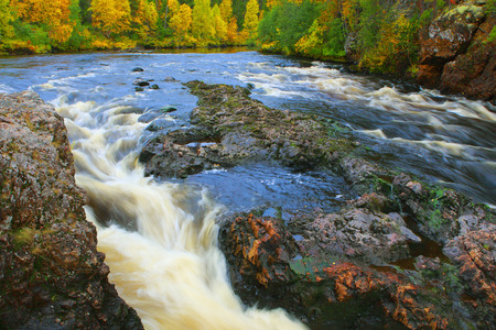 National Park of Oulanka in autumn; several hiking trails, the longest up to 80 kilometres with restcabins on trails  の写真素材
