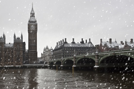 Winter  in London. Big Ben and Westminster palaceの写真素材