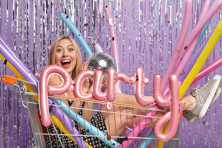 バッシュの写真素材 イラスト素材 ストックフォトのamanaimages Plus