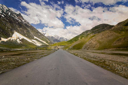 Straight road in Leh Ladakh, NH1 in Jammu and Kashmir, Indiaの写真素材