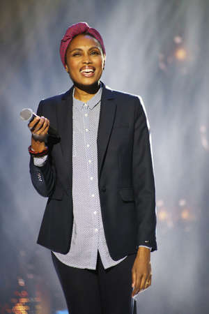 VITEBSK, BELARUS - JULY 18: French singer Imany (Nadia Mladjao) performs during the 25th Slavyansky Bazar Festival on July 18, 2016 in Vitebsk, Belarusのeditorial素材