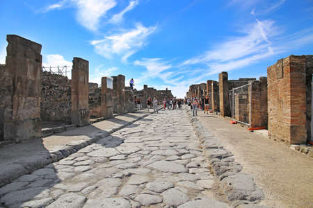 Ruins of ancient city Pompeii, destroyed by vulcanic eruption of Vesuvio mountain, Italyのeditorial素材