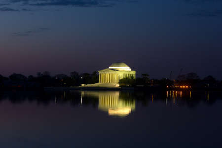 Thomas Jefferson Memorial at dawn  Thomas Jefferson Memorial in Washington DC magnificently lit at dawn のeditorial素材