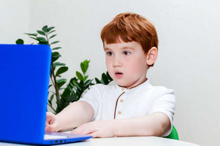 education , boy in a medical maskの写真素材