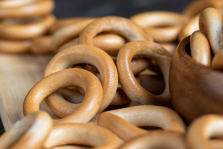 a large amount of traditional snacks round cracknel, traditional Russian boiled bread product with low humidity -round cracknelの写真素材