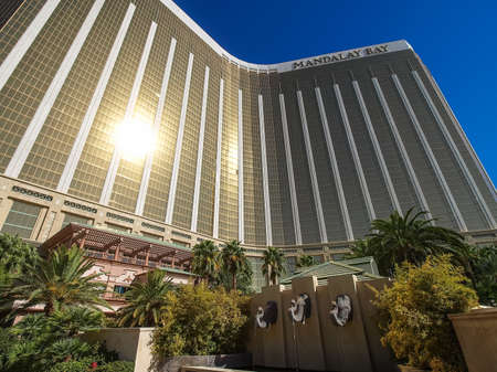 Las Vegas, USA - 15 July 2013: Walking in Las Vegas. City streets. Commercial and private buildings. Street life.のeditorial素材