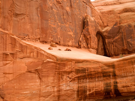 Nature National Park, Utah. The landscape and rocks. Roads and propinki Park, Utah.