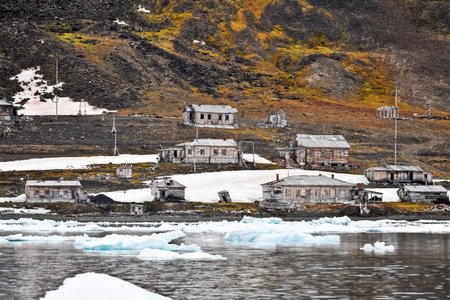 Abandoned settlement in the arctic. Wooden houses in the arctic.の写真素材