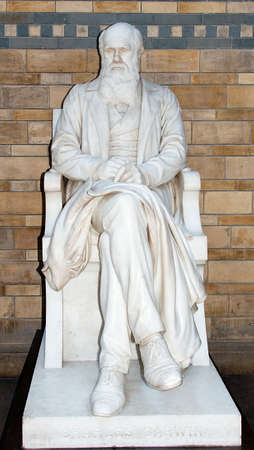 Charles Darwin Statueのeditorial素材