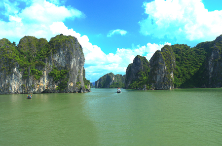 cat ba and cat ca rock formations and islandsの写真素材