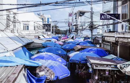 Amphawa Floating Market: Vibrant Thai Culture and Street Food Delights