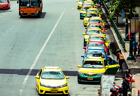 bangkok, Thailand-August 27,2018: Taxi standby wait customerのeditorial素材
