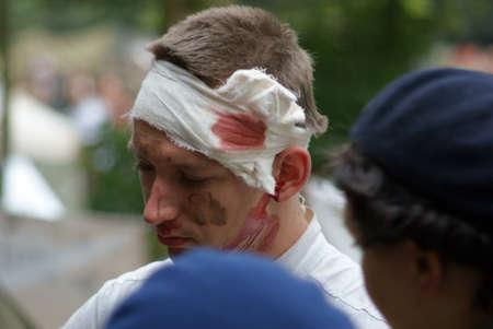 Wounded soldier in head のeditorial素材