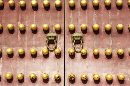 Gate of ancient Chinese buildingの写真素材