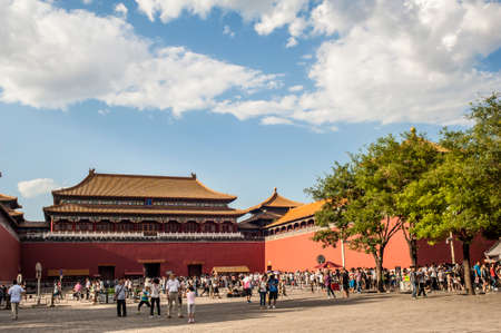 Tourist ready to visit Forbidden Cityのeditorial素材