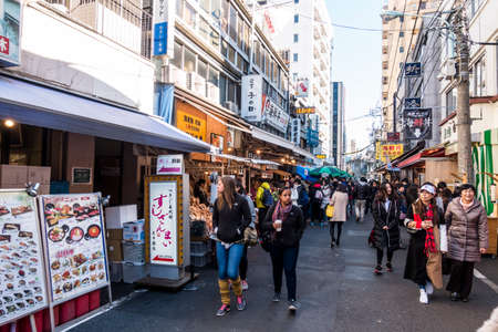 TOKYO, JAPAN - January 27, 2016: Scenery of  Tsukiji Ichibaのeditorial素材
