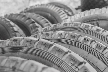 Car Road Tires Safety Drive Winter Automobile Wheel Tires.