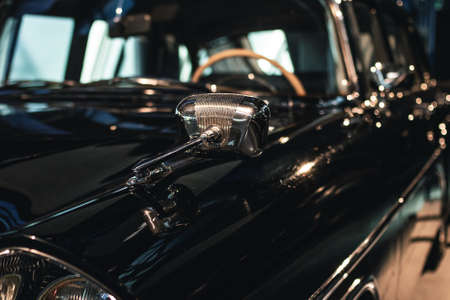 Close up of Wing mirror of the luxury retro carの写真素材