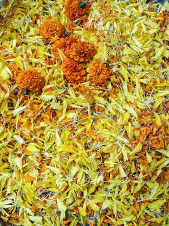 Mumbai, India-24th Sep 2018- Loose Marigold(Chendupoo) (Yellow/orange), with a mix of color flowersの写真素材
