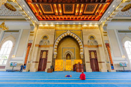 Sendayan, Malaysia- November  4th, 2019 : Beautiful interior view of the newly built Sri Sendayan Mosque.のeditorial素材