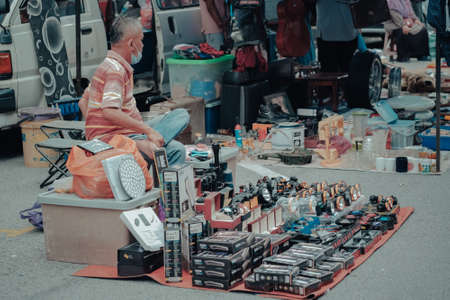 Ipoh, Malaysia - January 17th, 2021 : People shopping and walk around at Pasar Karat Loken or Memory Lane Street in Ipoh City . For those who looking for rare and antique items with affordable priceのeditorial素材