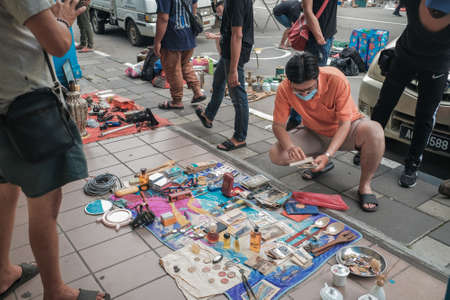 Ipoh, Malaysia - January 17th, 2021 : People shopping and walk around at Pasar Karat Loken or Memory Lane Street in Ipoh City . For those who looking for rare and antique items with affordable priceのeditorial素材