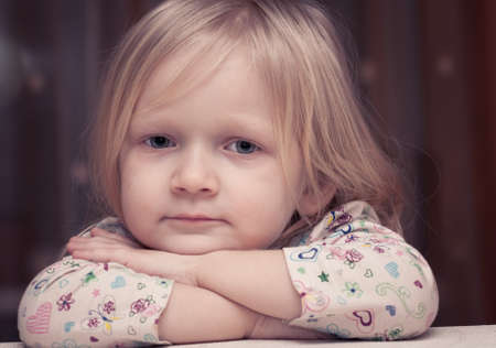 little girl evening split toning portrait
の写真素材