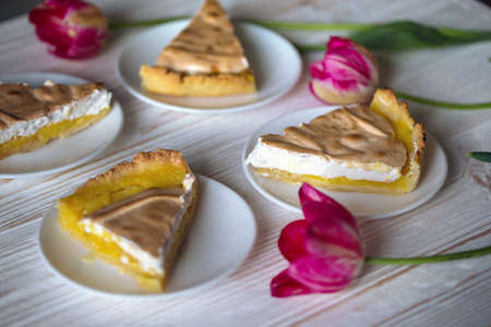 dessert -  lemon tarts on the tableの写真素材