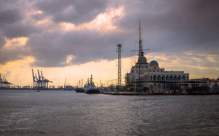 Mosque building on the seaのeditorial素材