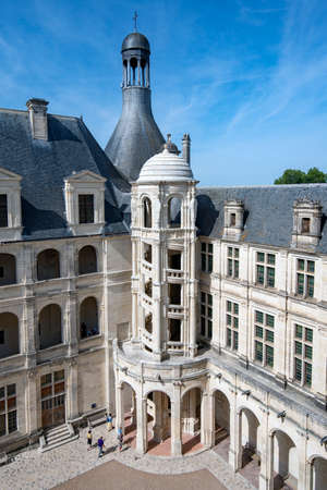 Inner face of Chambord Castle with detail of one of the outer stairsのeditorial素材