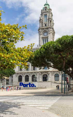 Porto, Portugal - 05.31.2023: Porto City Hall in the Aliados Avenue, downtown city of Porto, Portugal. One of the most famous streets in Porto.のeditorial素材
