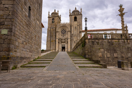 View of the Cathedral Church of Se do Porto in Oporto city, Portugalの写真素材