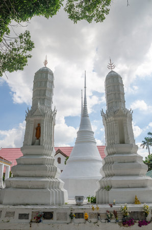 White stupa containing the bones of the dead in the temple, Thailand (Public Places).の写真素材