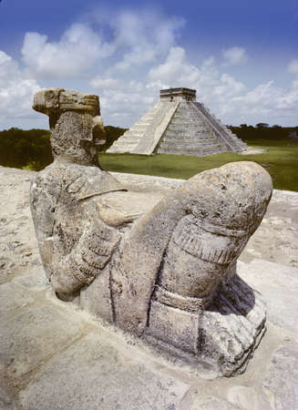 Chak Mul sacrificial statue of the Mayan at Chichen Itzaの写真素材